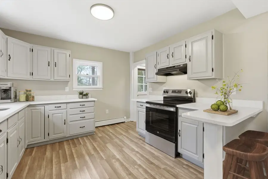 17 W High St, Erving, MA 01344 - #3