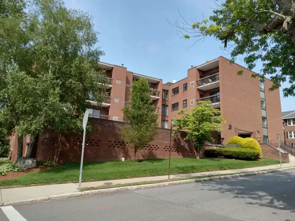 12 Mount Vernon St #25, Melrose, MA 02176