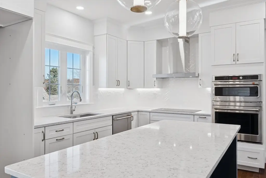 11 Isola Lane, Stoneham, MA 02180 - #1