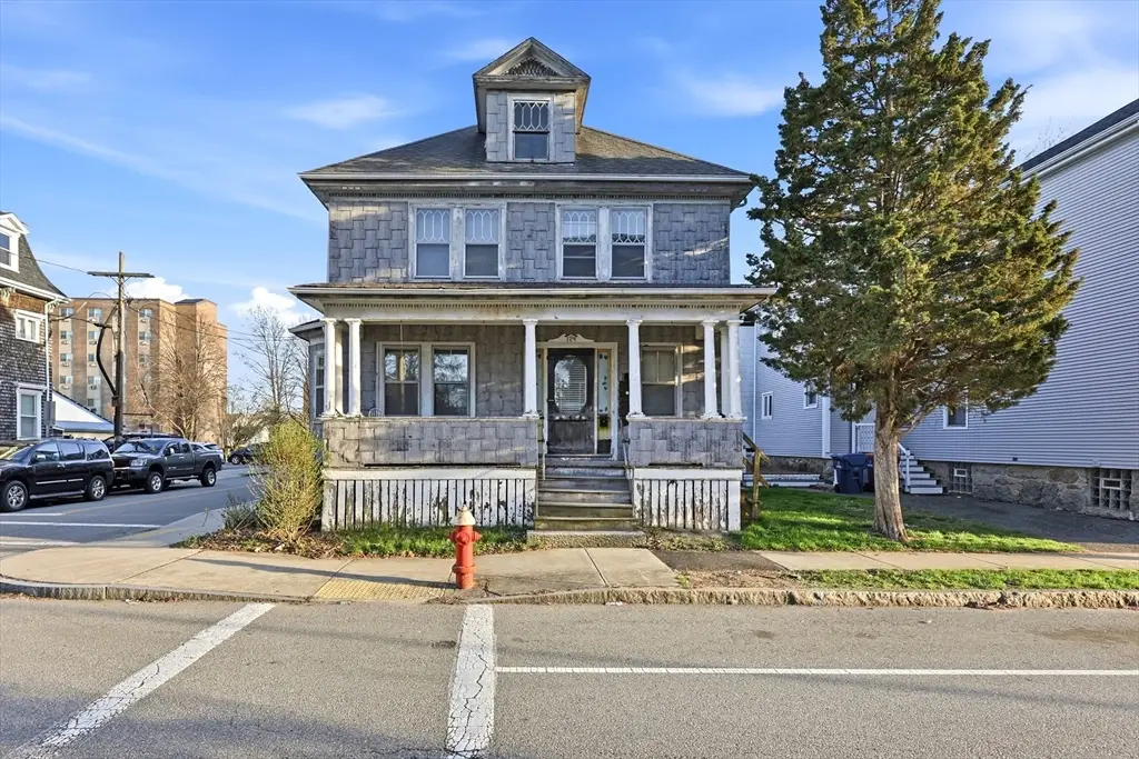 124 Mill St, New Bedford, MA 02740 - #1