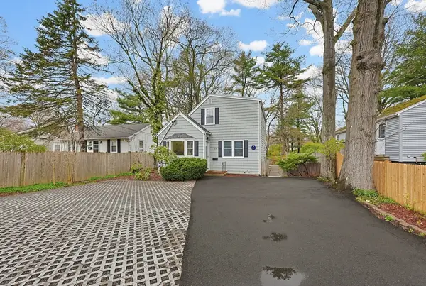 214 Sprague St, Dedham, MA 02026