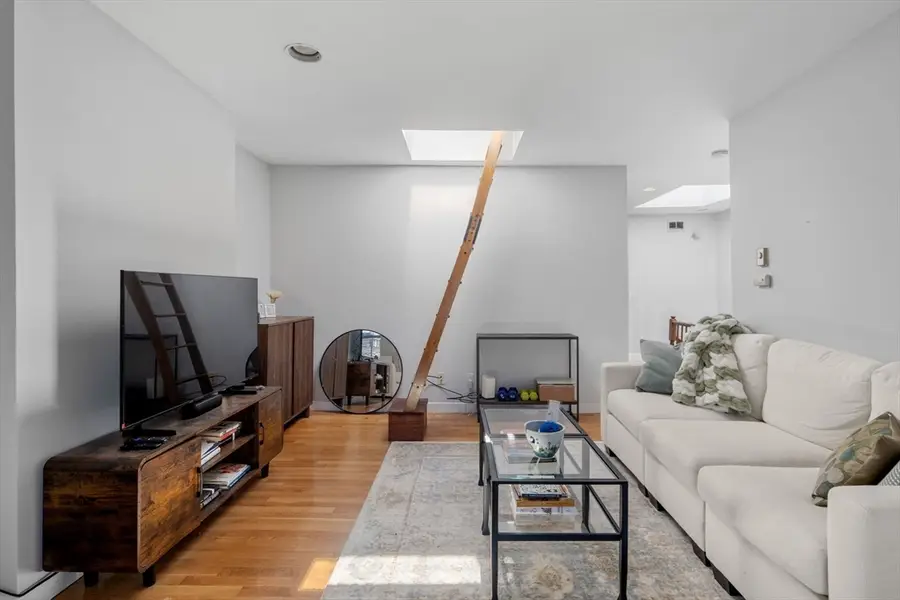 48 Dwight St #5, Boston, MA 02118 - #2