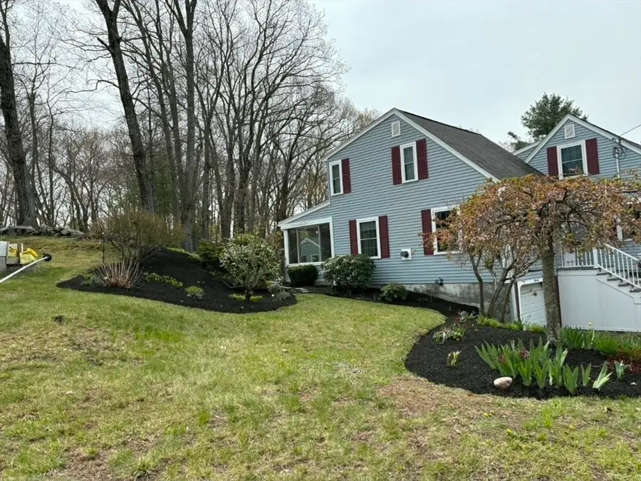 13 Meadowview Road, Foxboro, MA 02035 - #3