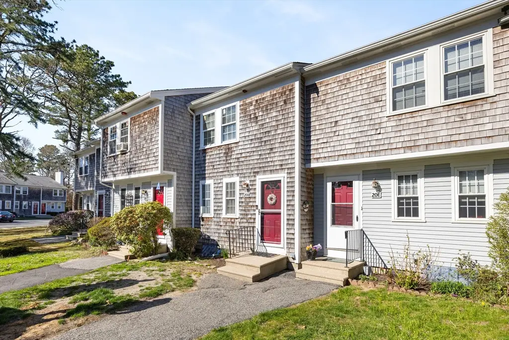 300 Falmouth Rd #20D, Mashpee, MA 02649 - #1