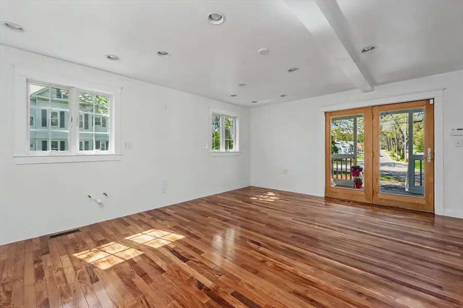 250 Chelmsford St, Chelmsford, MA 01824 - #3