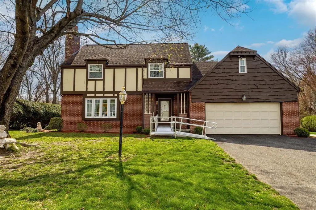 26 Kimberly Dr, South Hadley, MA 01075 - #1
