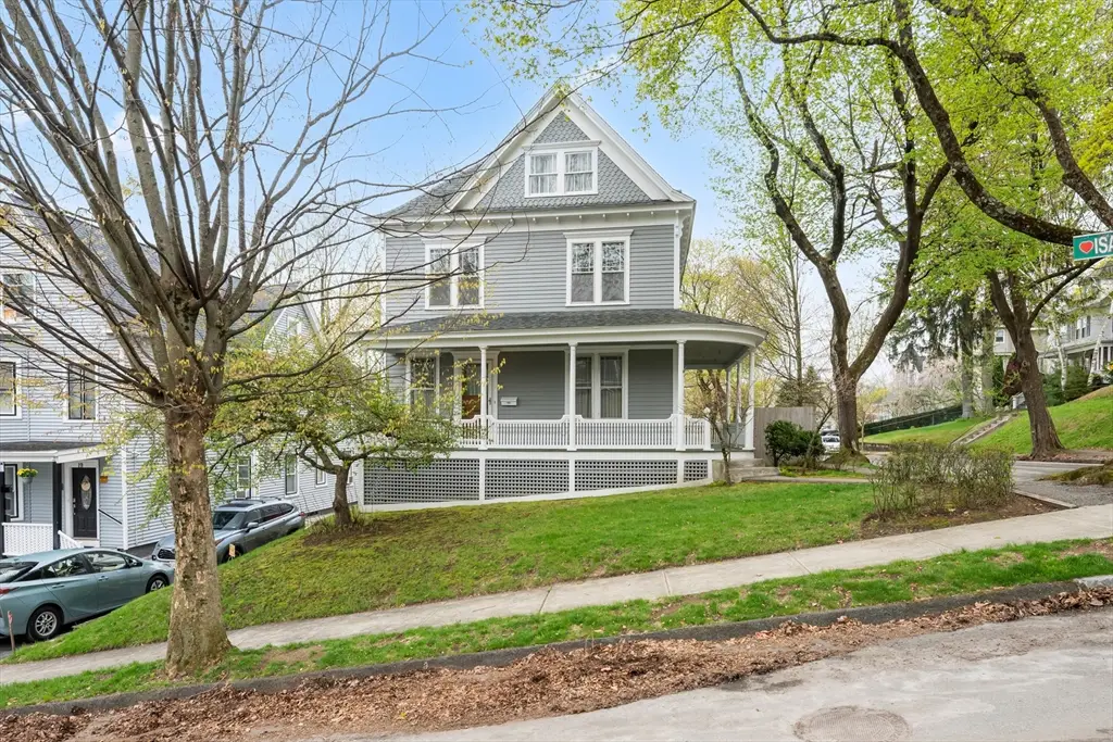 14 Circuit Ave E, Worcester, MA 01603 - #1