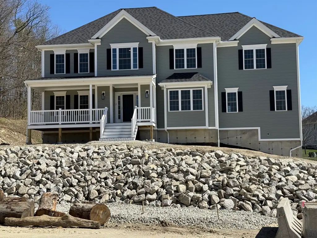2 Clover Glen Circle, Shrewsbury, MA 01545 - #1
