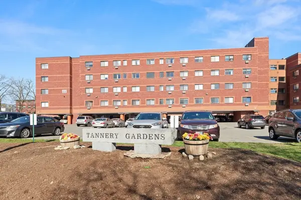 111 Foster Street #B315, Peabody, MA 01960
