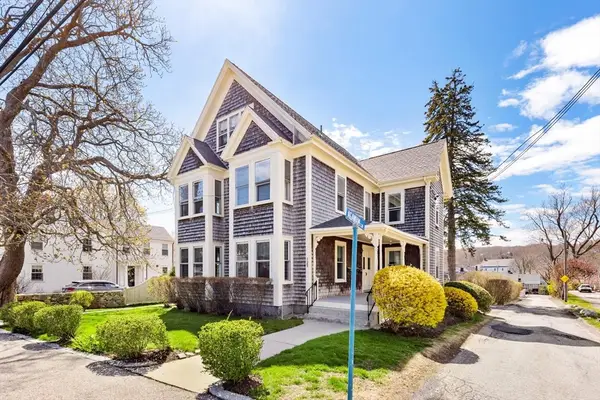 125 Main St, Rockport, MA 01966