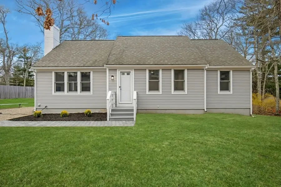 42 Bayberry Dr, Mashpee, MA 02649 - #2