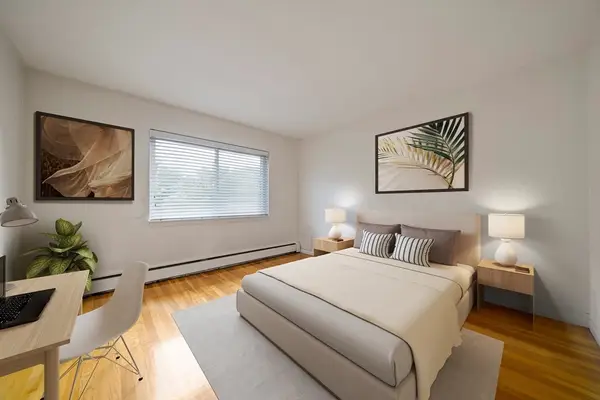 425 S Huntington Ave #8, Boston, MA 02130