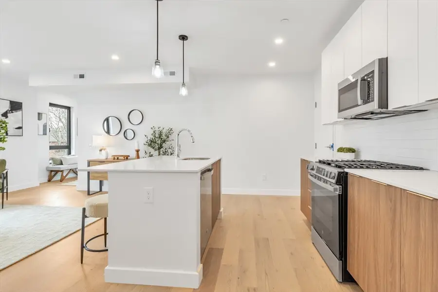 3992 Washington St #302, Boston, MA 02131 - #3