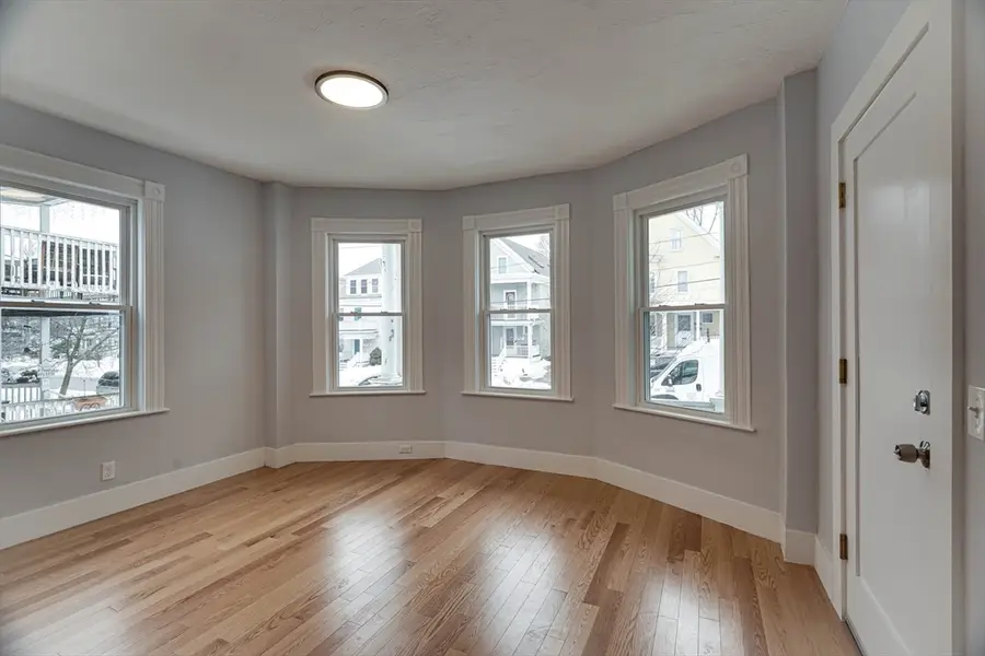 24 Dunlap St, Salem, MA 01970 - #2