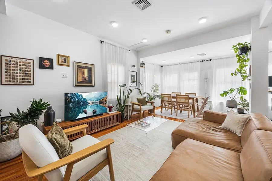19 Conwell St #2, Somerville, MA 02143 - #3