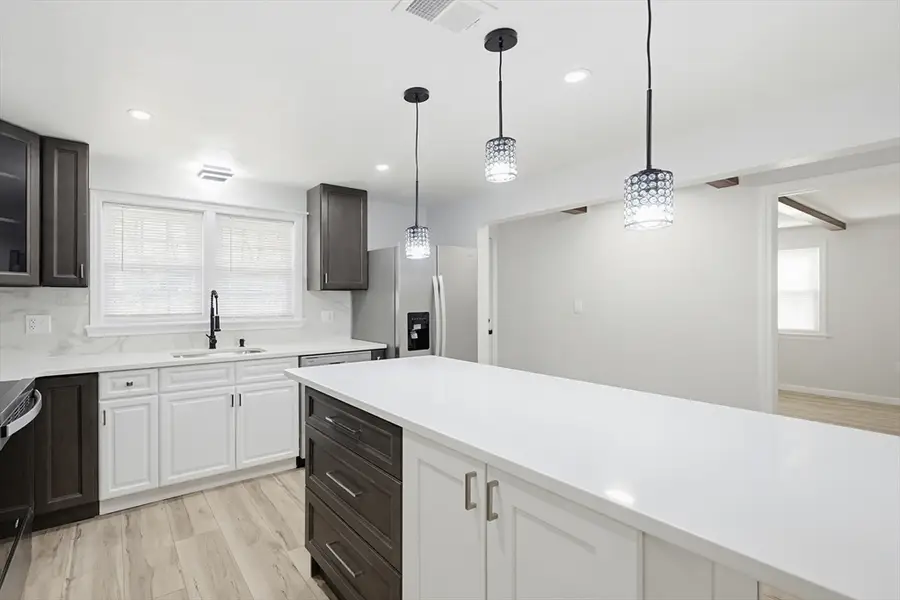 26 Debbie Rd, Brockton, MA 02302 - #2