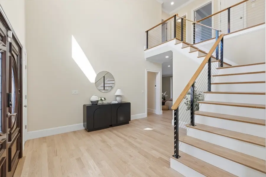 115 Meadowbrook Rd, Newton, MA 02459 - #3