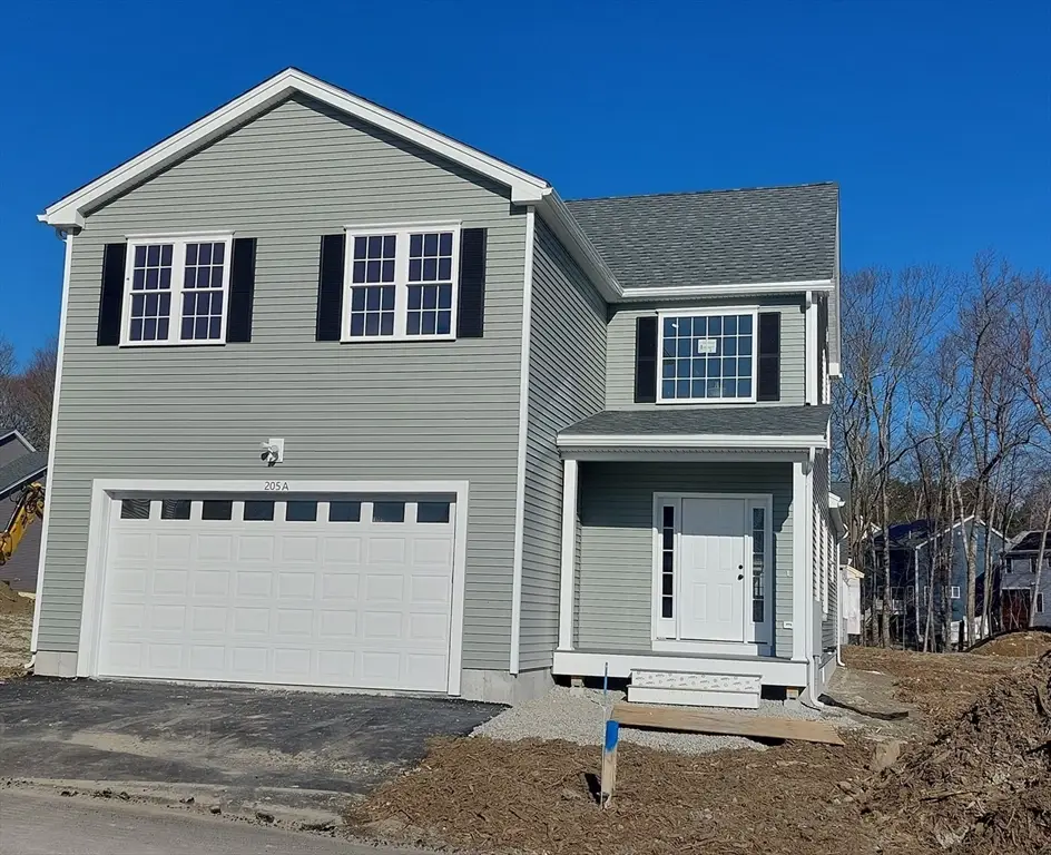 20C Crownshield, Uxbridge, MA 01569 - #1