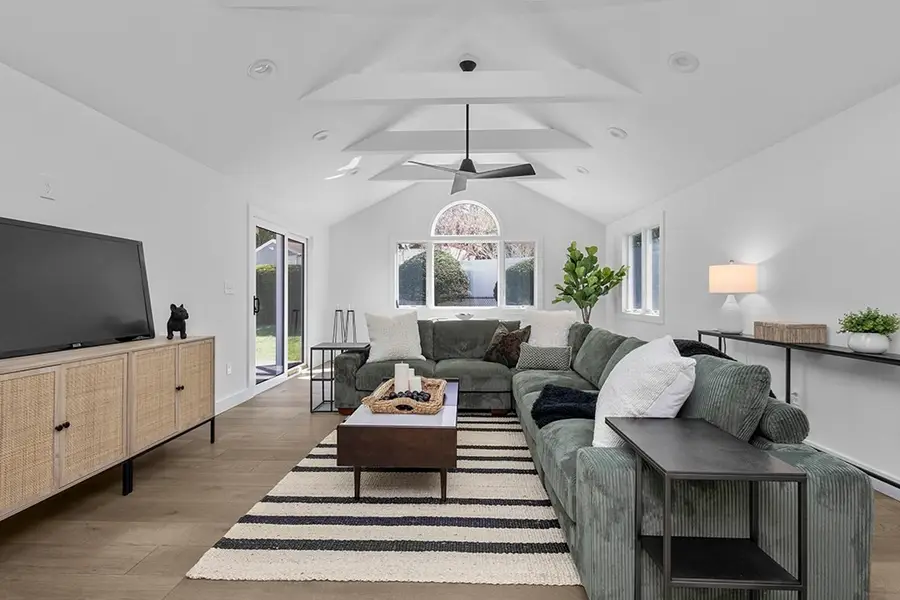 1 Ridge Hill Rd, Canton, MA 02021 - #3