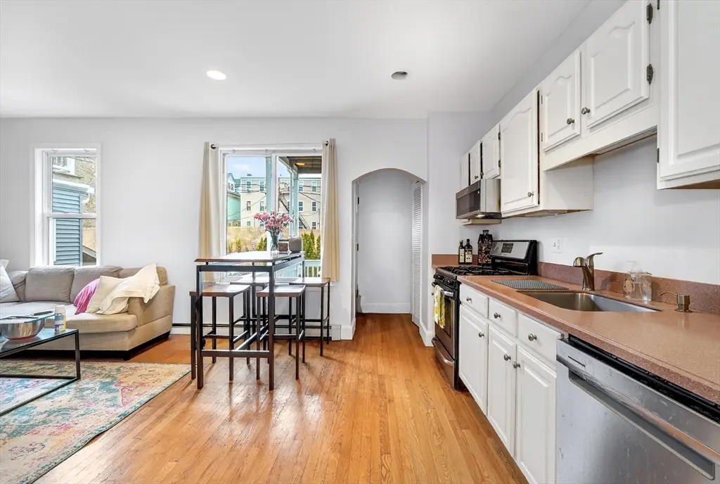 760-762 E 5th St #1, Boston, MA 02127 - #1