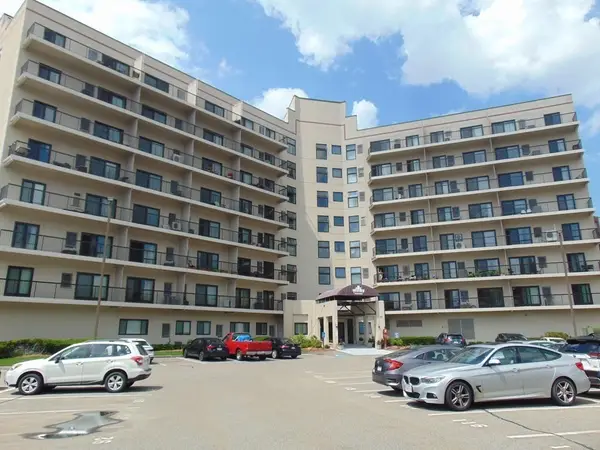 133 Commander Shea Blvd #505, Quincy, MA 02171