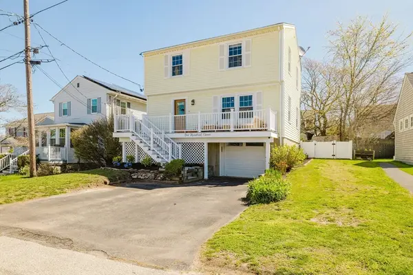 111 Foxboro Ave, Portsmouth, RI 02871