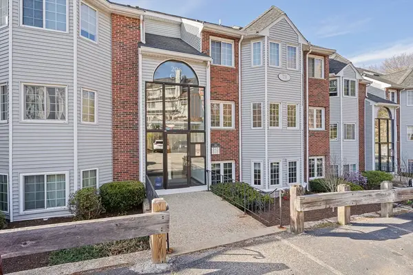 206 Tall Oaks Dr #F, Weymouth, MA 02190