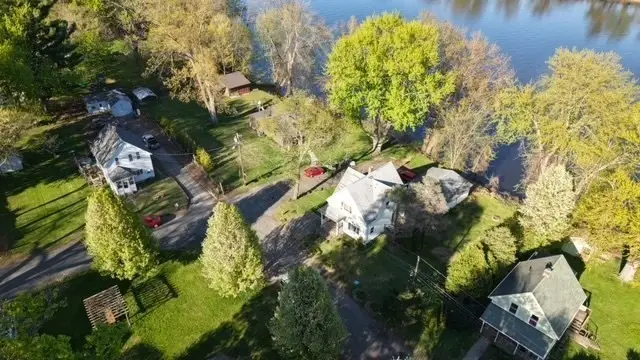 2 Oscar St, Holyoke, MA 01040 - #1