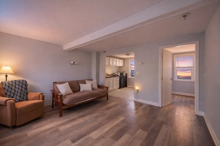 23 Whitehall, Providence, RI 02909 - #3