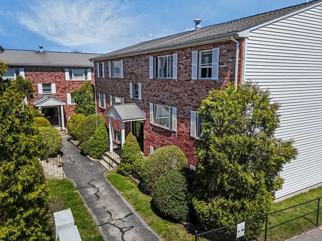 50 Clark St #11, Fall River, MA 02720 - #1