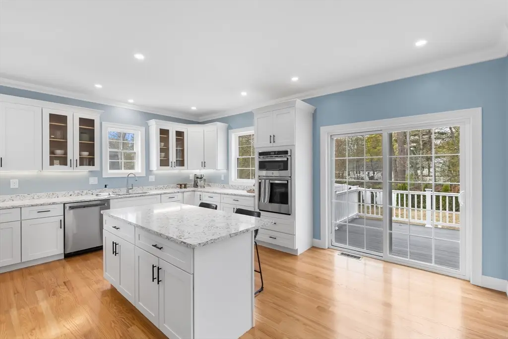 24 Marion St, Walpole, MA 02081 - #1