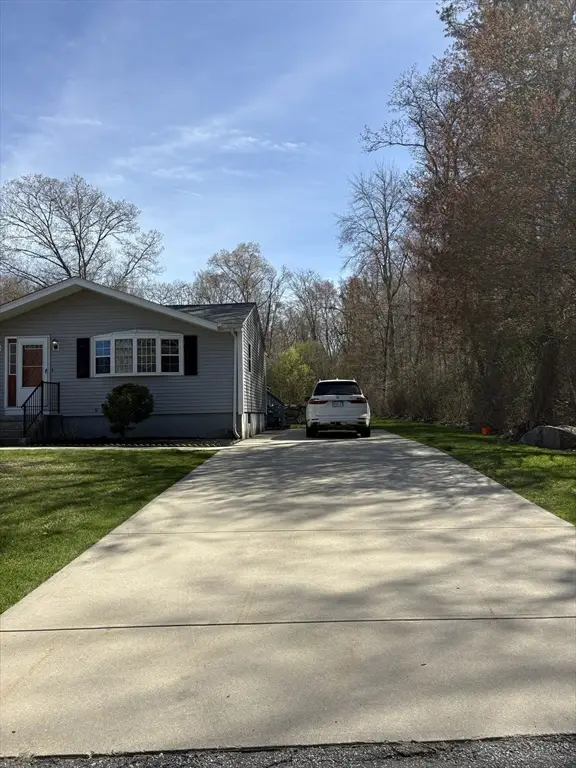 81 Benoit St, Westport, MA 02790 - #2
