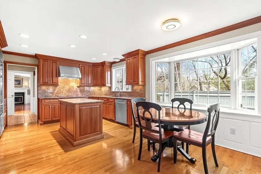 2 Liberty Ln, Lynnfield, MA 01940 - #3