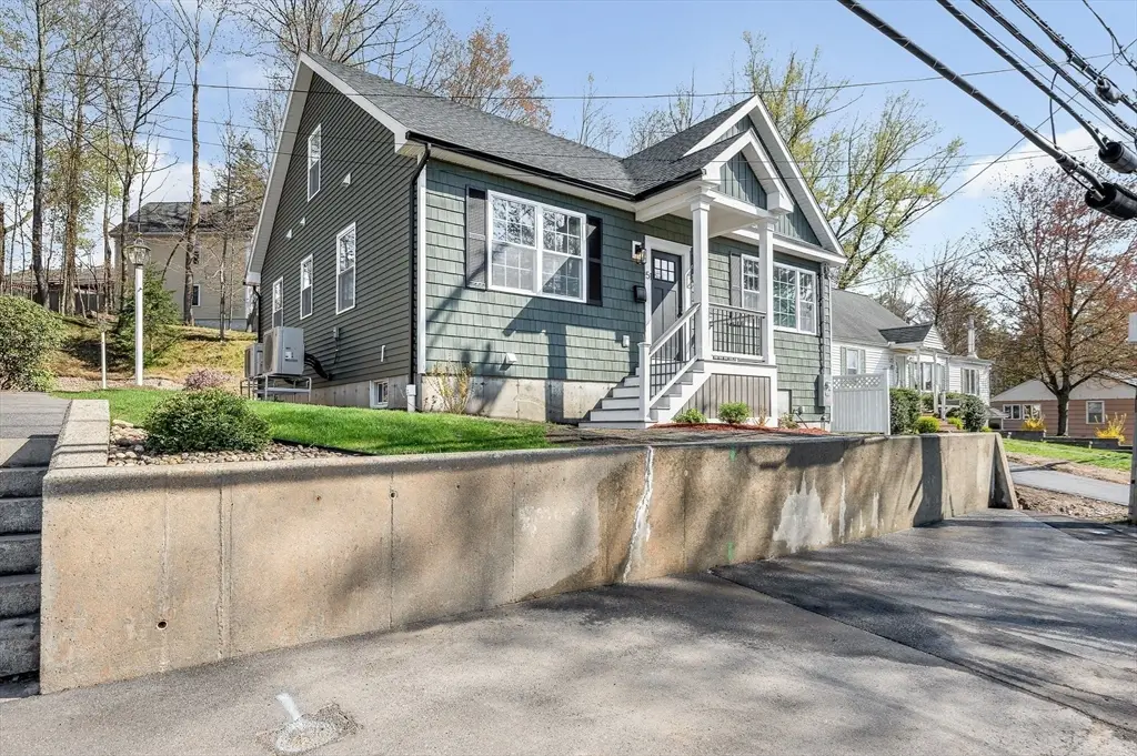 51 Willard, Lowell, MA 01850 - #1