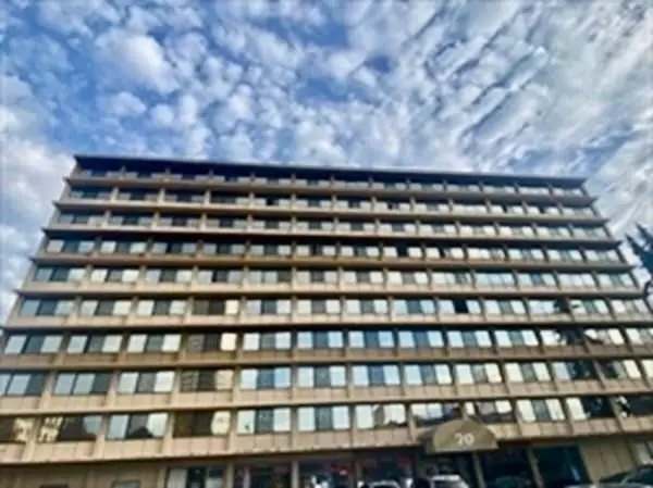 70 Southbridge St #709, Worcester, MA 01608