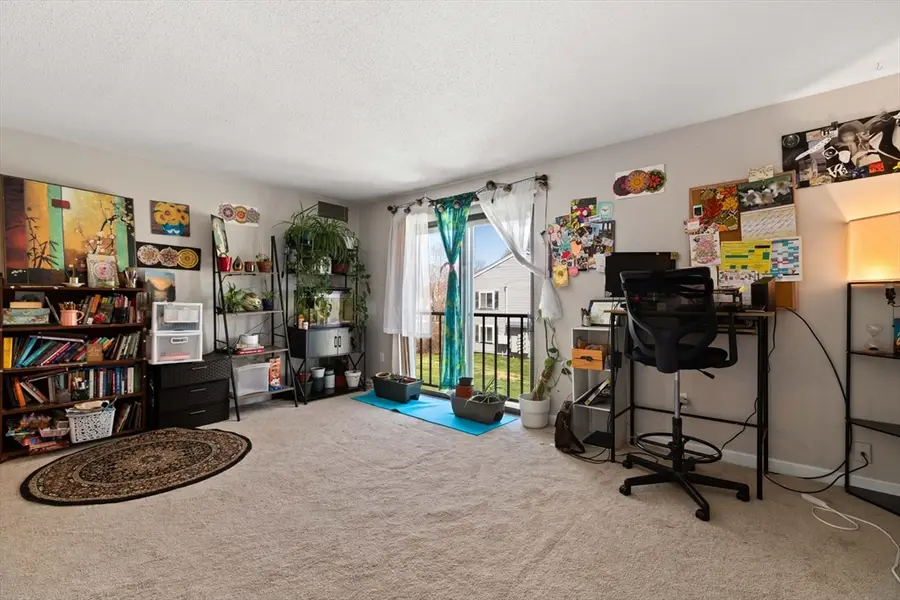 10 Village Green Ln #19, Natick, MA 01760 - #2