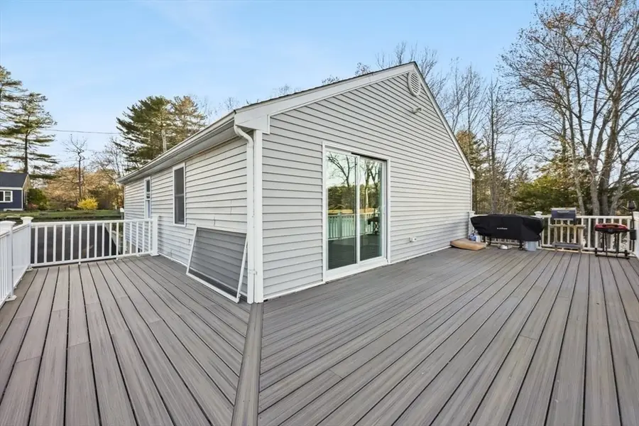 79 Crystal Lake Dr, Carver, MA 02330 - #3