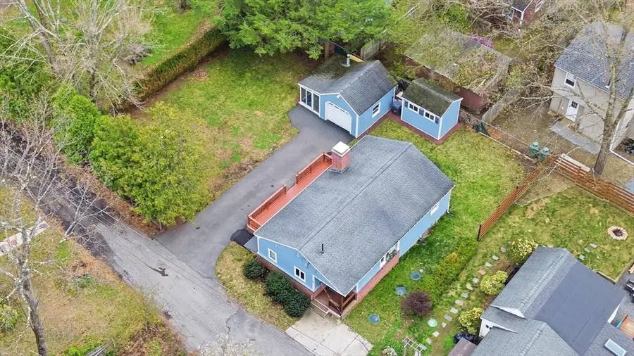28 Fuller Ave, Lancaster, MA 01523 - #2