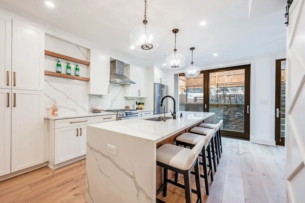 776 East Sixth Street #1, Boston, MA 02127 - #1