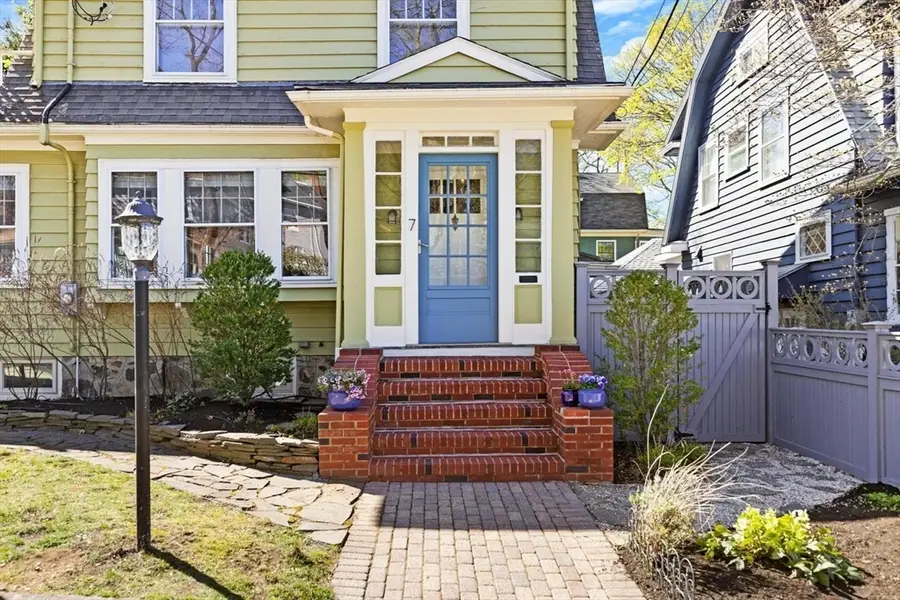 7 Inverness Road, Arlington, MA 02476 - #2