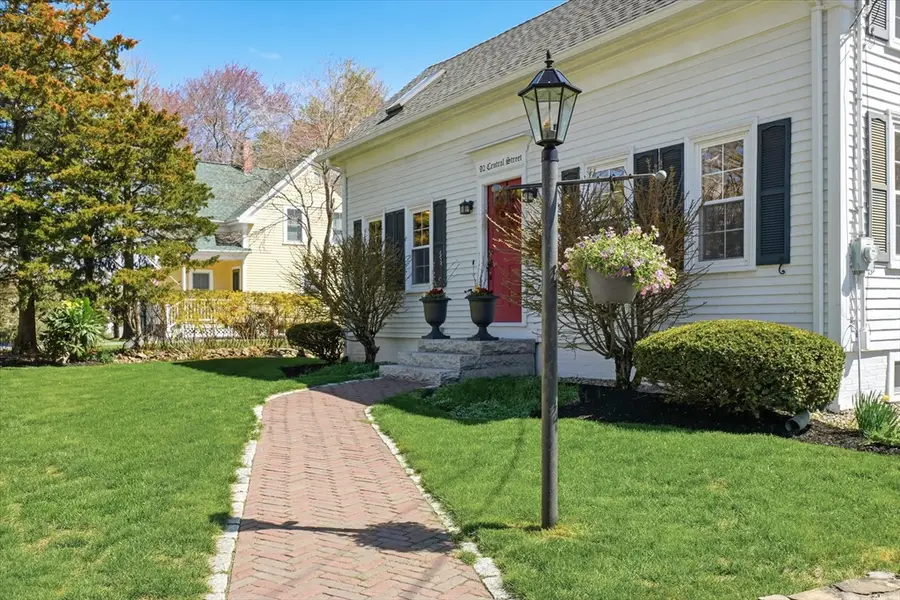 92 Central St, Georgetown, MA 01833 - #2