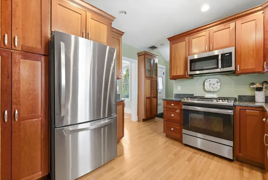 144 Alder St, Waltham, MA 02453 - #2