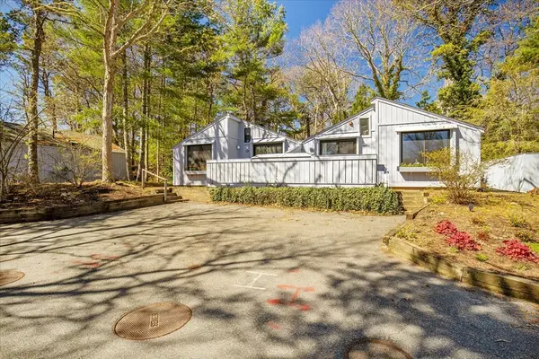 251 Shore Drive #B2, Mashpee, MA 02649