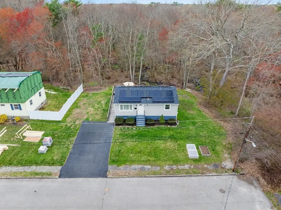 102 Brookside Rd, Rockland, MA 02370 - #2