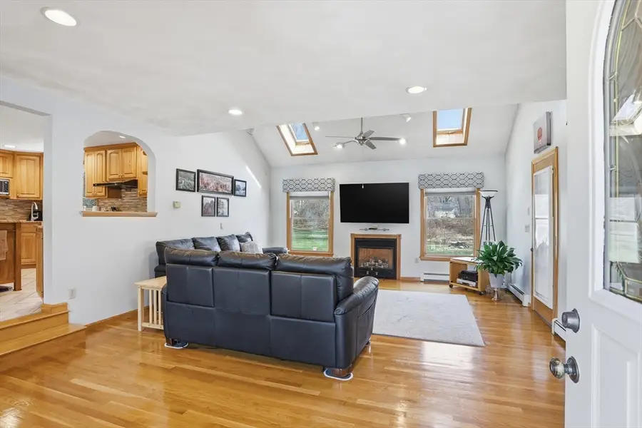 110 Starr Ave, Tewksbury, MA 01876 - #2