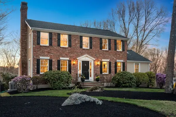 134 Candlewood Drive, Waltham, MA 02451