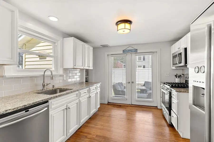 4 6th St, Ipswich, MA 01938 - #3