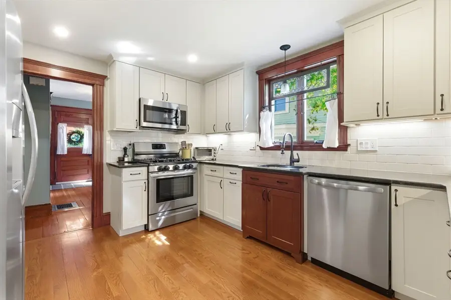 191 Court St, Dedham, MA 02026 - #2