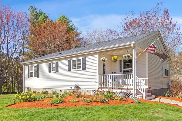 58 Brookbend Way E #58, East Bridgewater, MA 02333