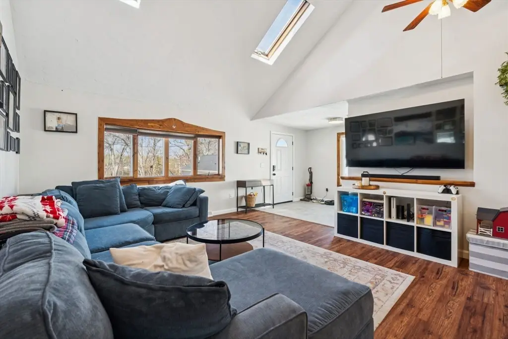 68 Marshall St, Billerica, MA 01821 - #1